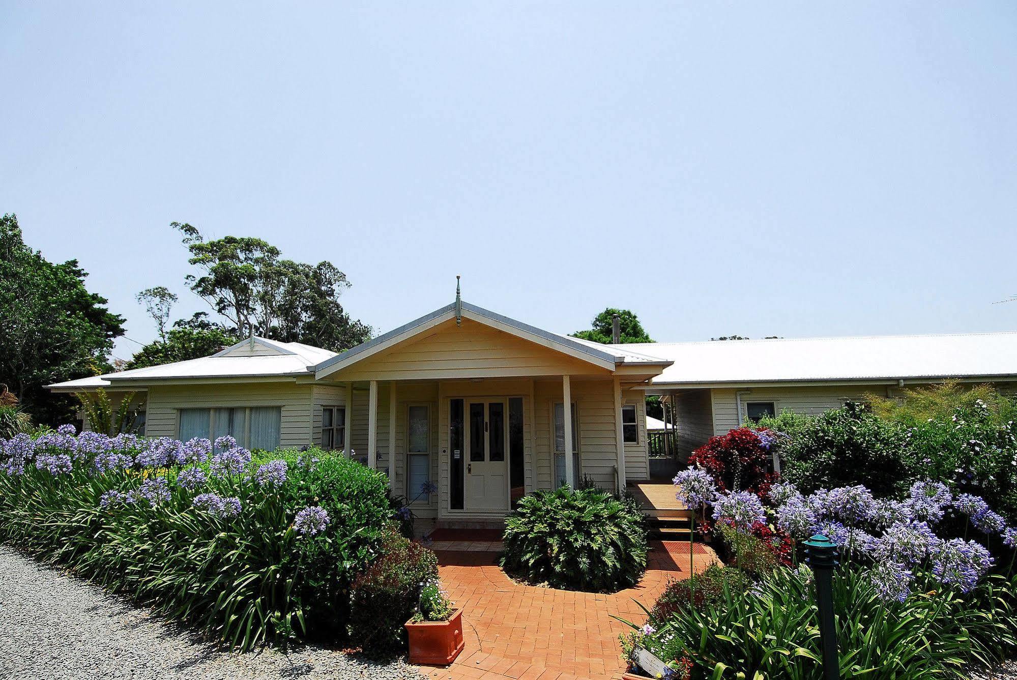 Camelot Boutique Accommodation Mount Tamborine Exterior foto