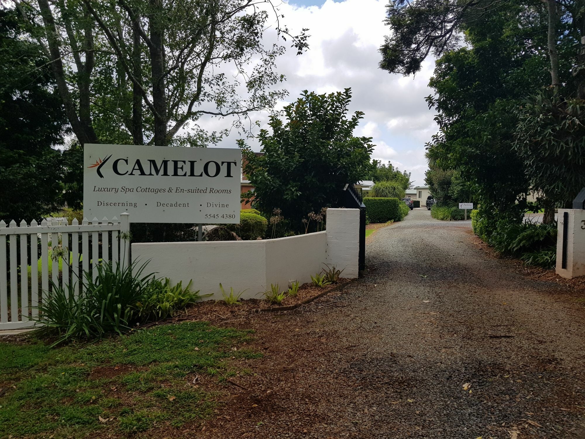Camelot Boutique Accommodation Mount Tamborine Exterior foto